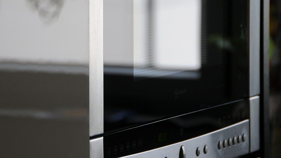 Guide pour entretenir son micro-ondes